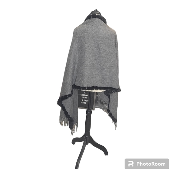 MITCHIE'S 90% Wool & 10% Cashmere Wrap with MINK Fur - Picture 8 of 13